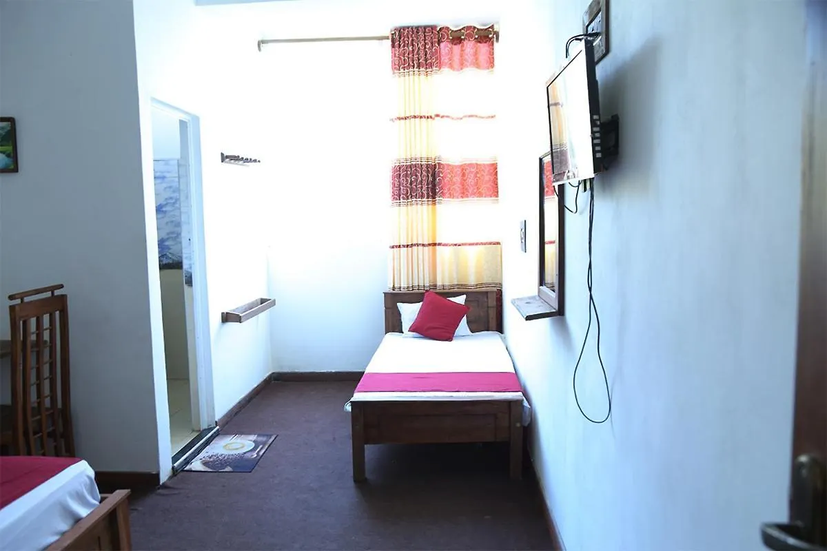 Awanhala Hotel Katugastota